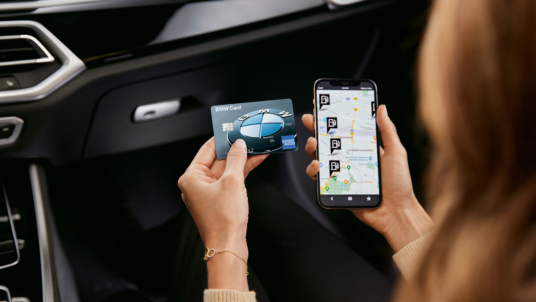 Das Bild zeigt die BMW Card von American Express.